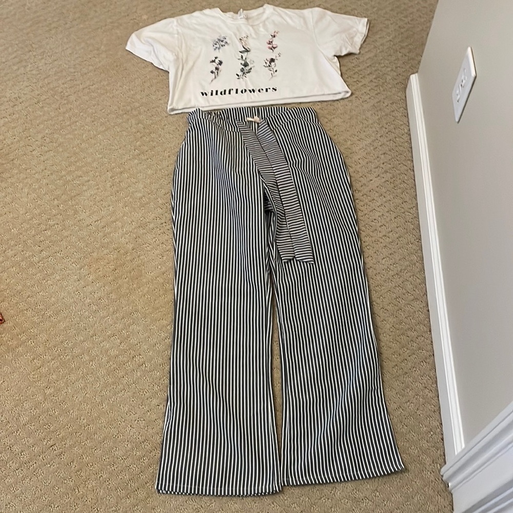Crop Wildflower t shirt